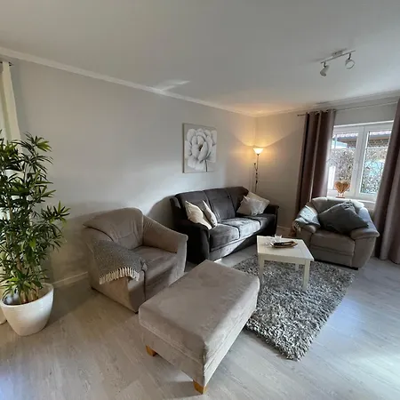 Zuhause Woanders - Kuhtrade *