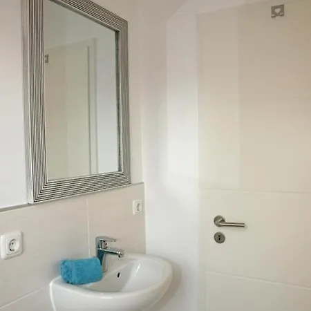Zuhause Woanders - Kuhtrade Apartment