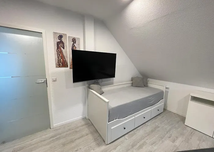 Zuhause Woanders - Kuhtrade