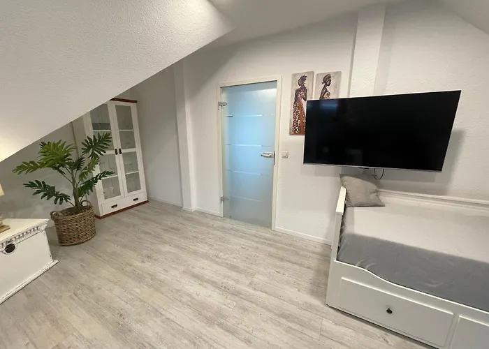 Zuhause Woanders - Kuhtrade